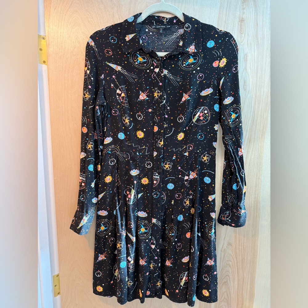 & Other Stories Black Midi Dress with Colorful Space Print - Picture 5 of 12